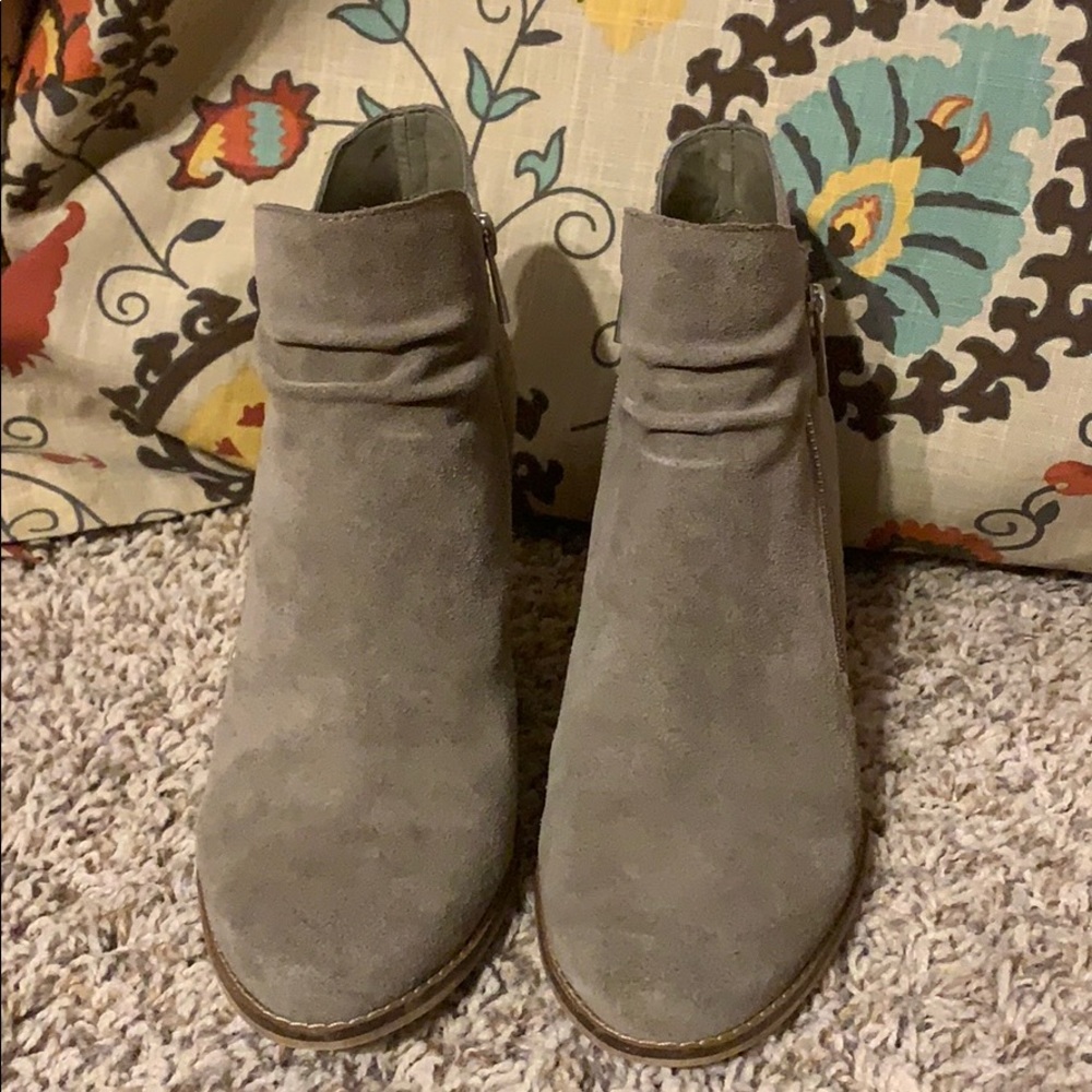 Jessica Simpson booties - Picture 2 of 7